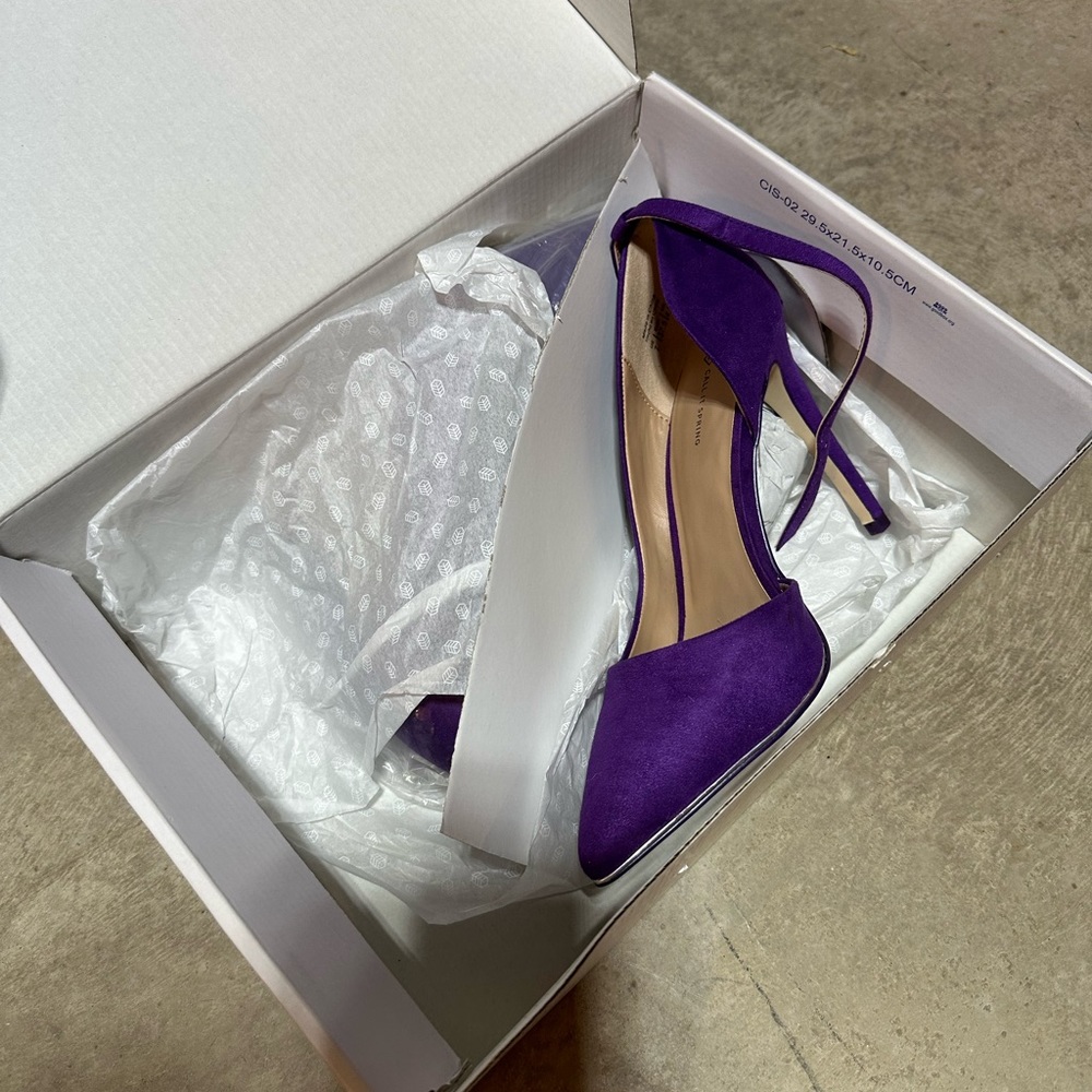 Purple Pumps - Picture 2 of 3